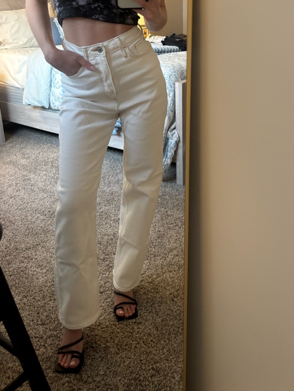 Hollister Curvy Ultra High-Rise Dad Jean - Size 0R in White